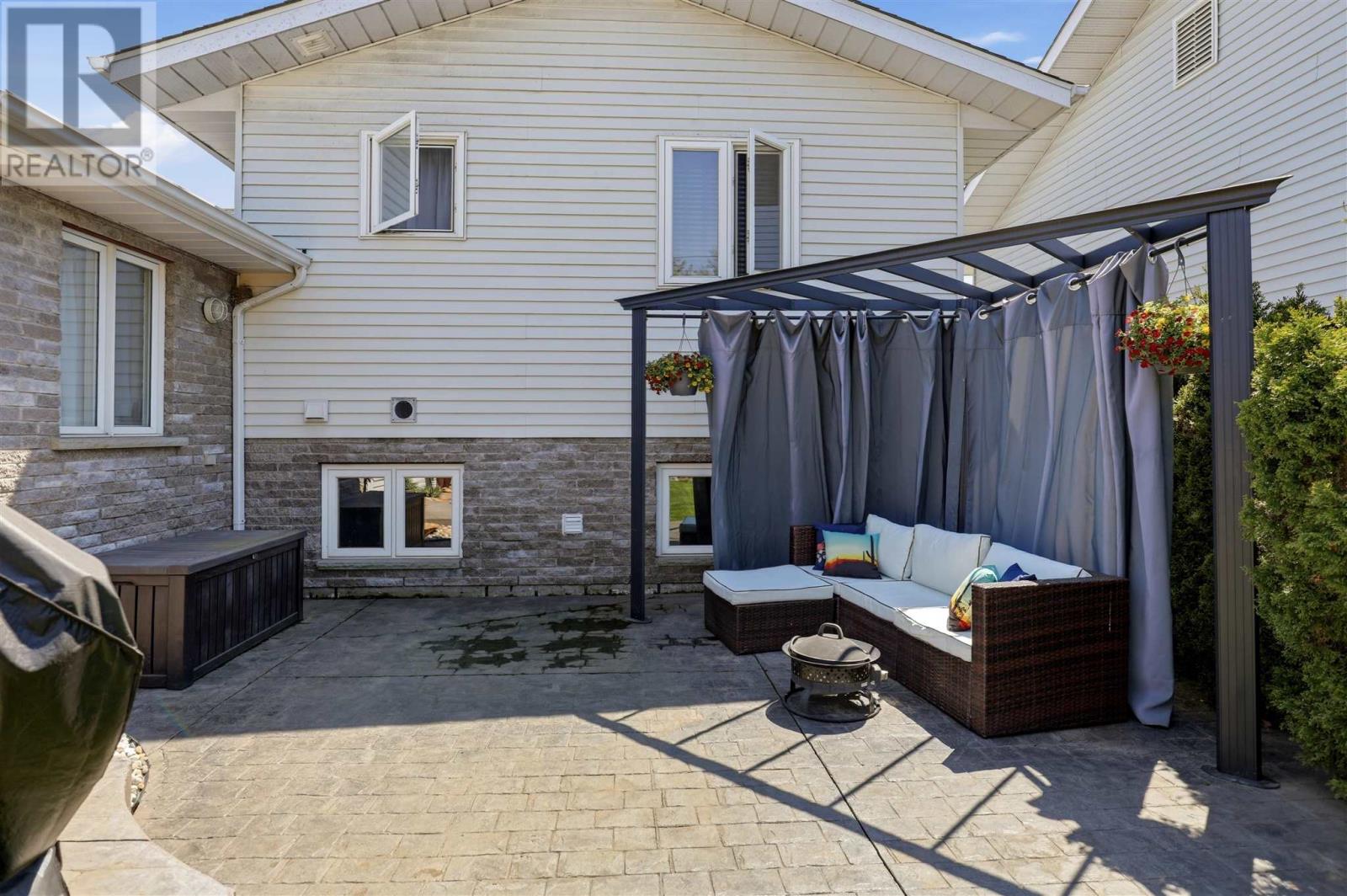 24 Lothian Ave, Sault Ste. Marie, Ontario P6B 6J5 - Photo 38 - SM261228