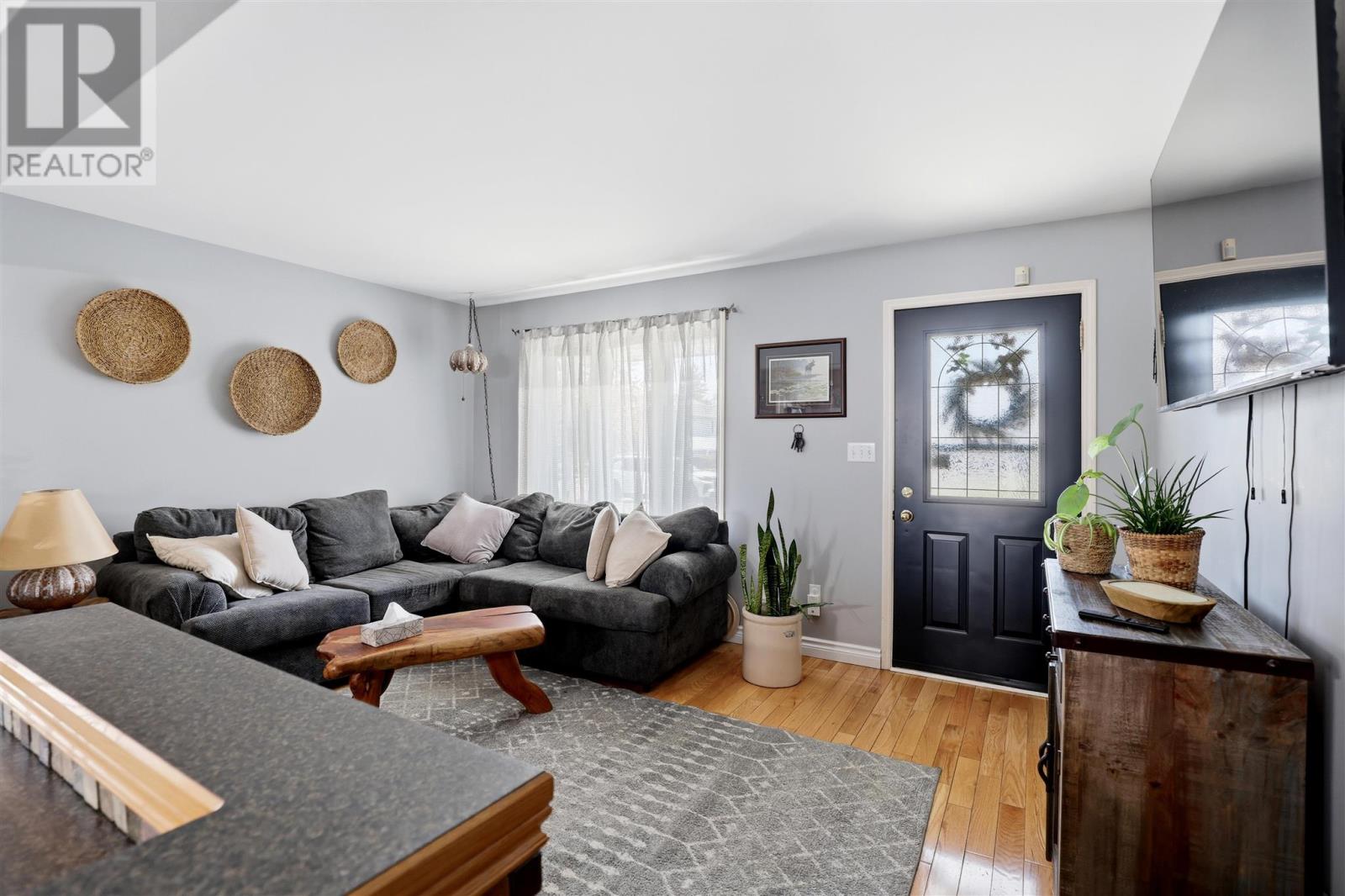 24 Lothian Ave, Sault Ste. Marie, Ontario P6B 6J5 - Photo 5 - SM261228