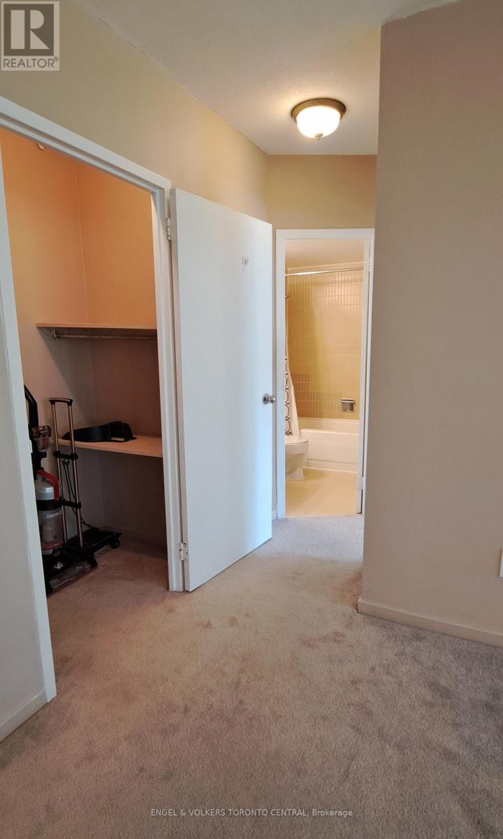 315 - 70 Old Sheppard Avenue, Toronto, Ontario  M2J 3L6 - Photo 18 - C13214524