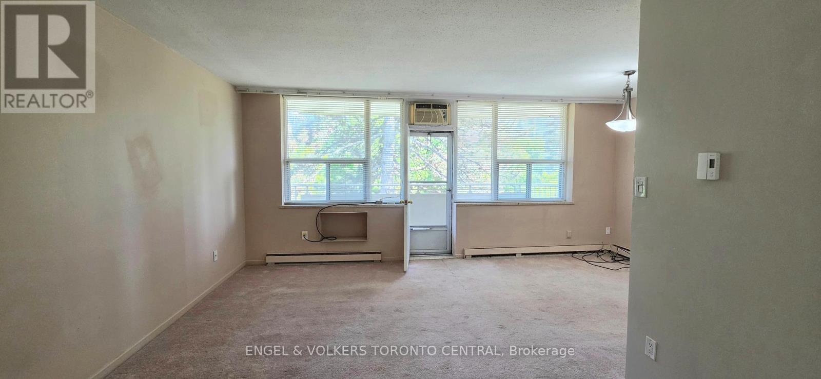 315 - 70 Old Sheppard Avenue, Toronto, Ontario  M2J 3L6 - Photo 10 - C13214524