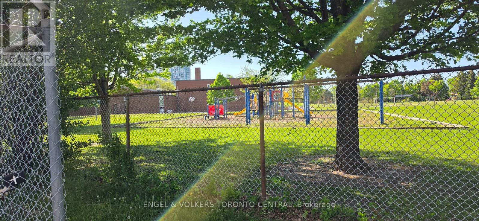 315 - 70 Old Sheppard Avenue, Toronto, Ontario  M2J 3L6 - Photo 33 - C13214524