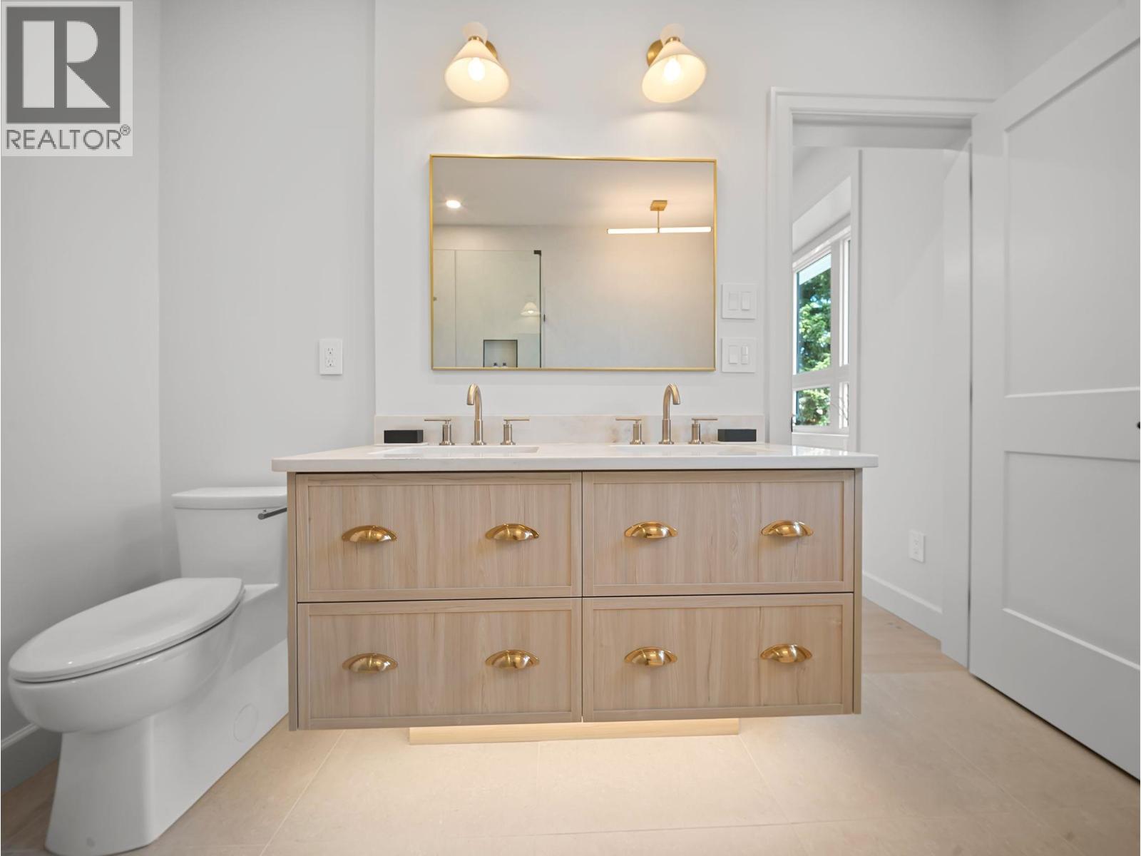 1 3786 Peter Street, Burnaby, British Columbia  V5J 1N4 - Photo 38 - R3129047