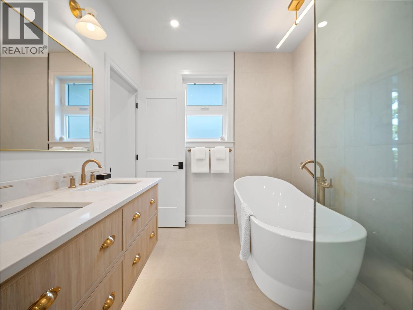 1 3786 Peter Street, Burnaby, British Columbia  V5J 1N4 - Photo 39 - R3129047