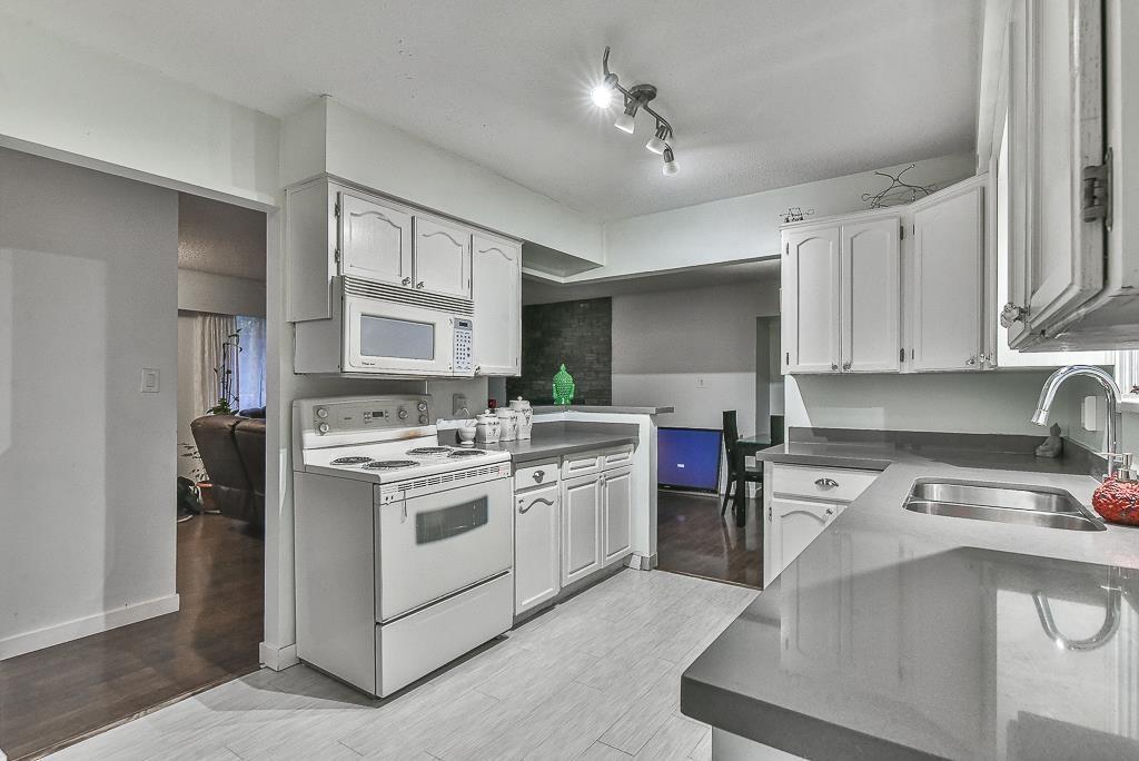 23740 Fraser Highway, Langley, British Columbia  V2Z 2K8 - Photo 4 - R3128215