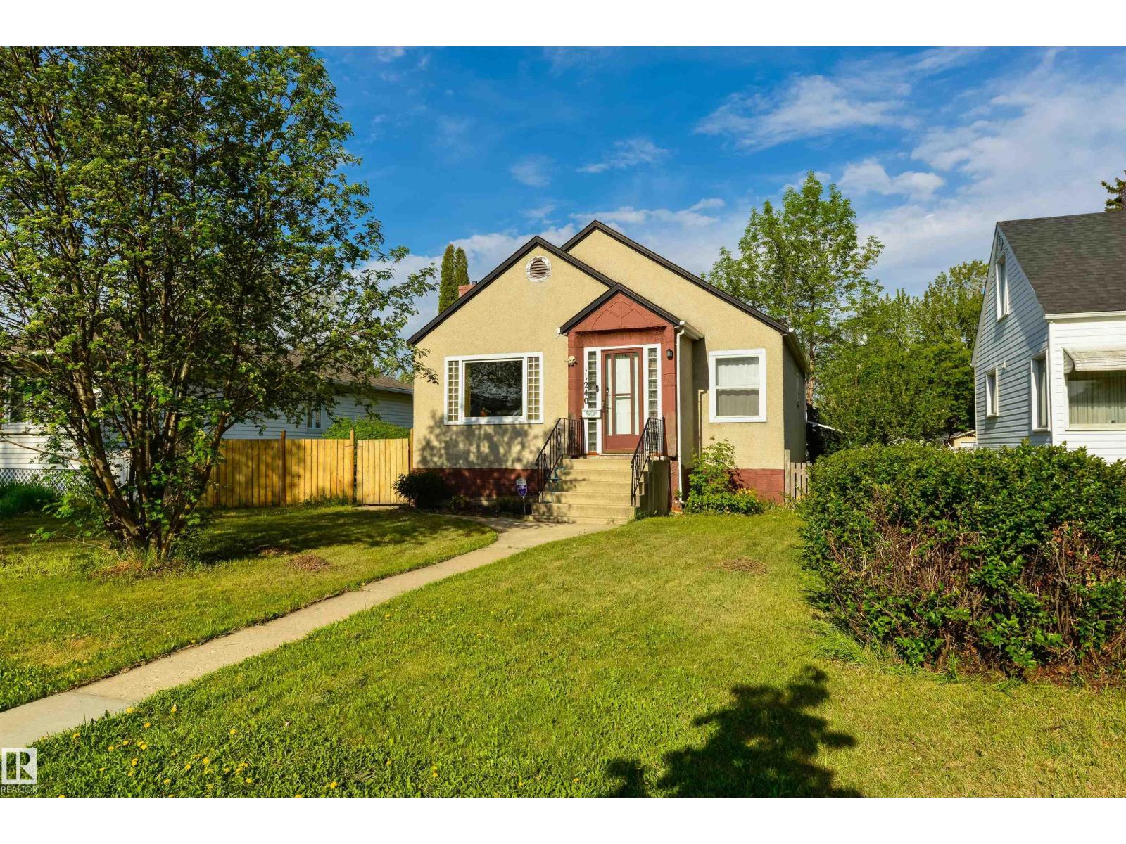 11240 102 ST NW, Edmonton, Alberta