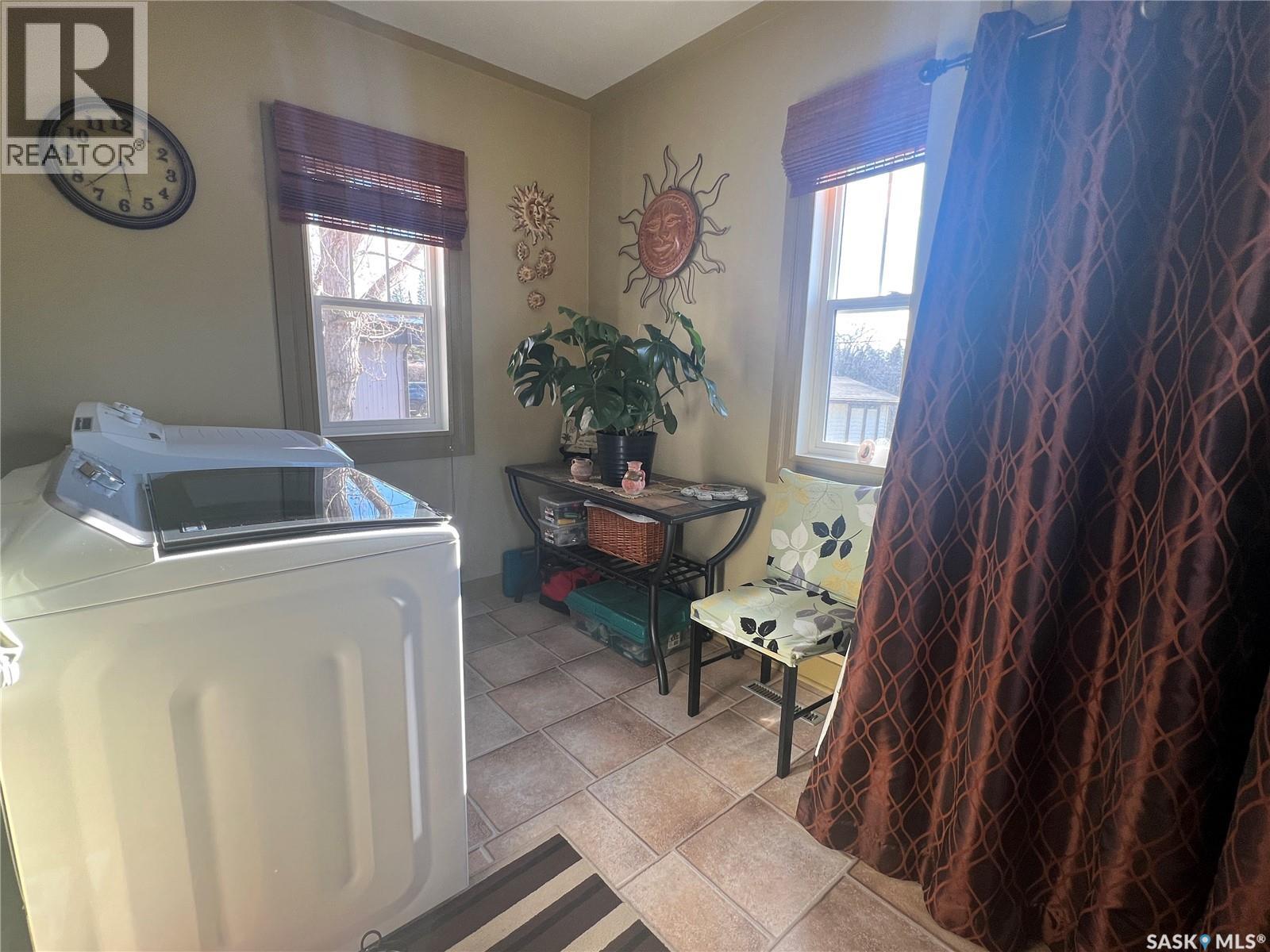 630 Main Street, Esterhazy, Saskatchewan  S0A 0X0 - Photo 10 - SK037465
