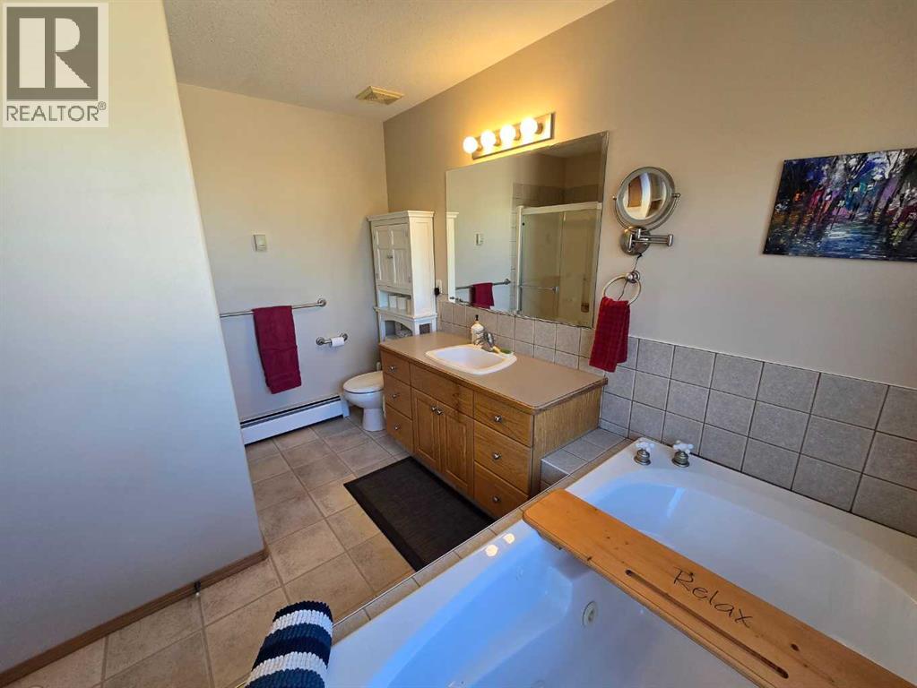 37 Heritage Place NE, Medicine Hat, Alberta  T1C 1X8 - Photo 13 - A2313315