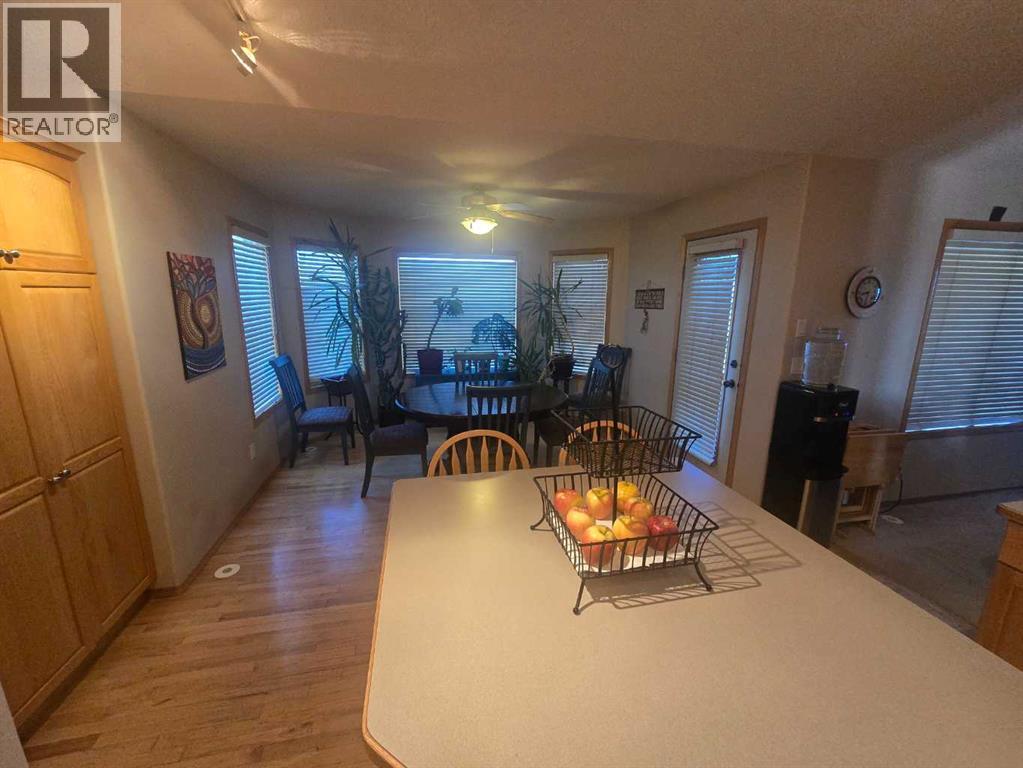 37 Heritage Place NE, Medicine Hat, Alberta  T1C 1X8 - Photo 7 - A2313315