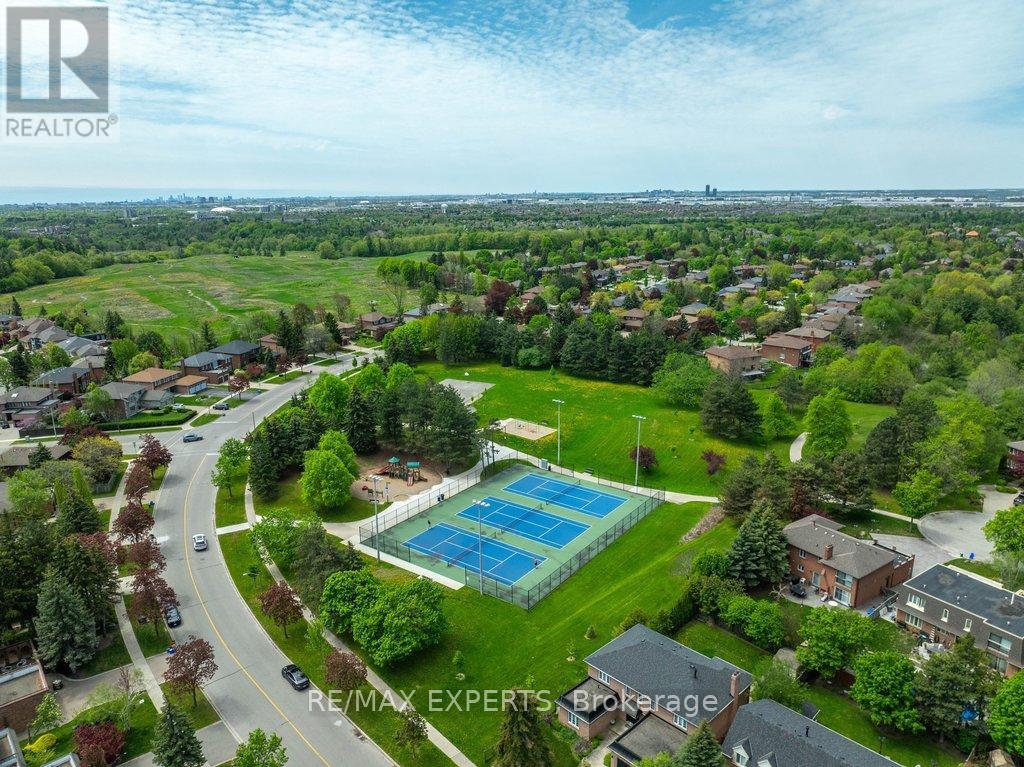 38 Colton Crescent S, Vaughan, Ontario  L4L 3L6 - Photo 6 - N13211720
