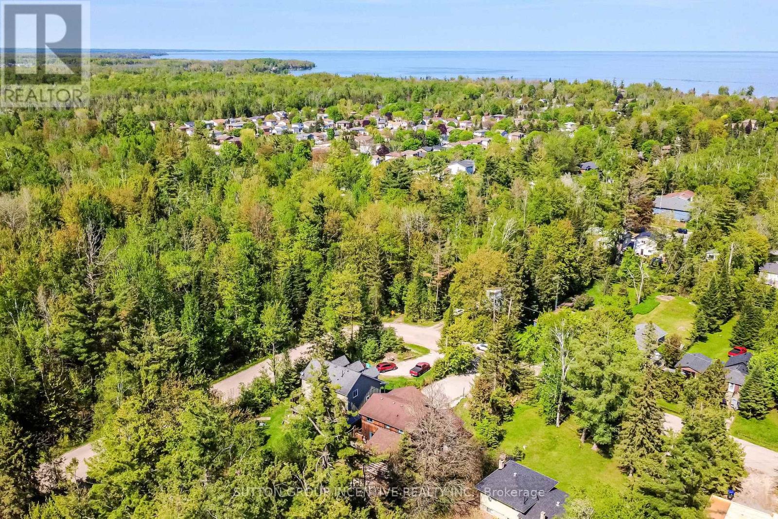 2448 Wallace Avenue, Innisfil, Ontario  L9S 2G5 - Photo 46 - N13214388