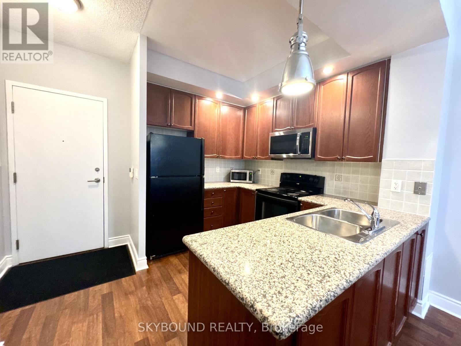 131 - 33 Cox Boulevard, Markham, Ontario  L3R 8A6 - Photo 2 - N13214436
