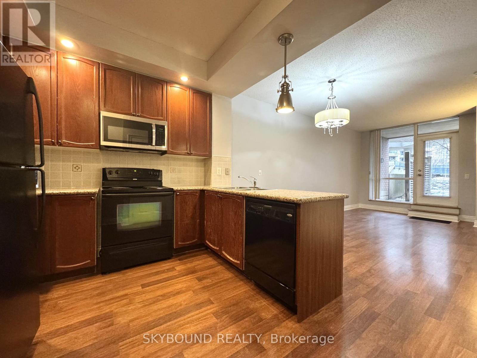 131 - 33 Cox Boulevard, Markham, Ontario  L3R 8A6 - Photo 5 - N13214436