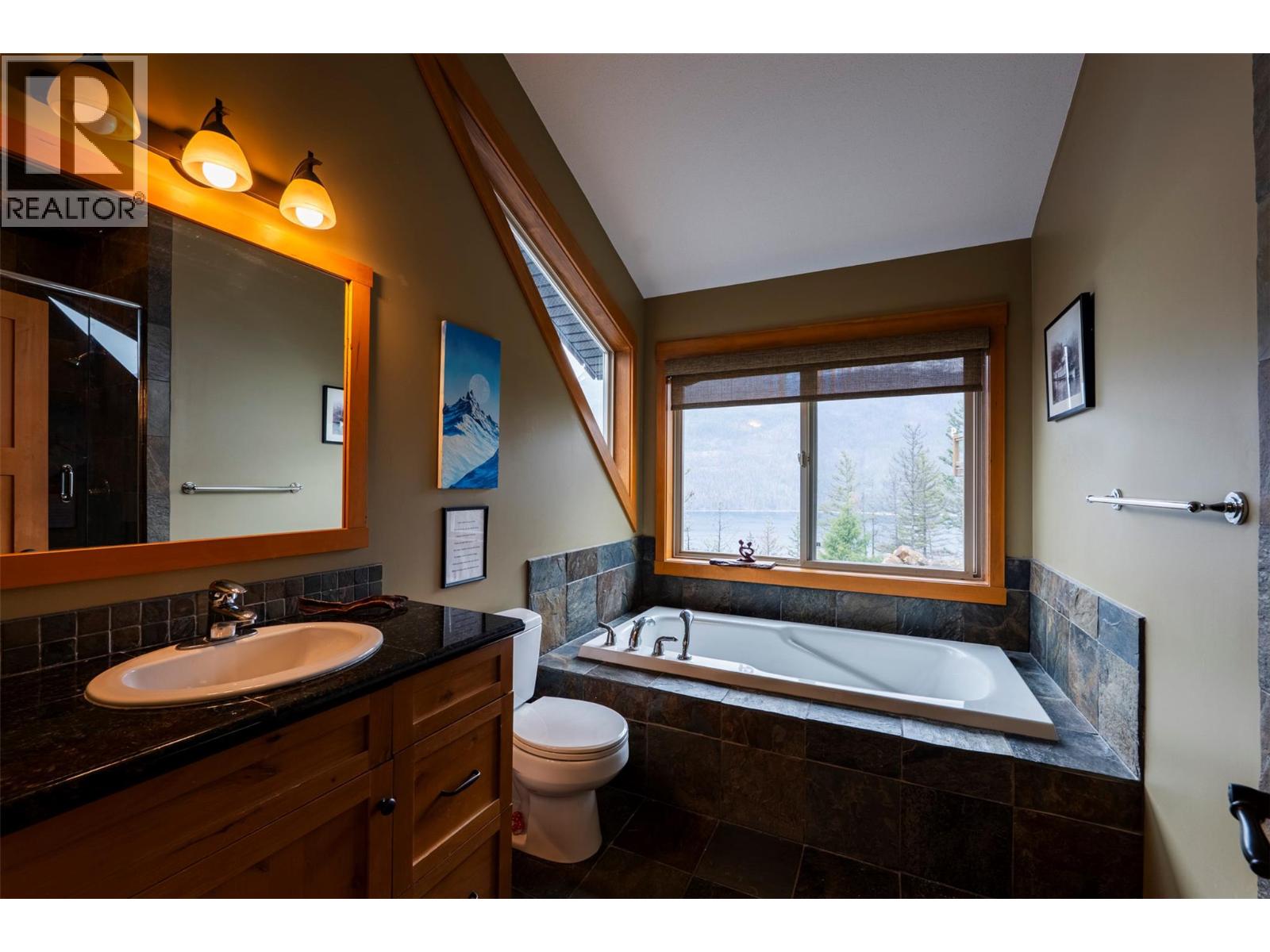 9191 Valhalla View Drive Unit# 3, Slocan, British Columbia  V0G 2B0 - Photo 30 - 10383119
