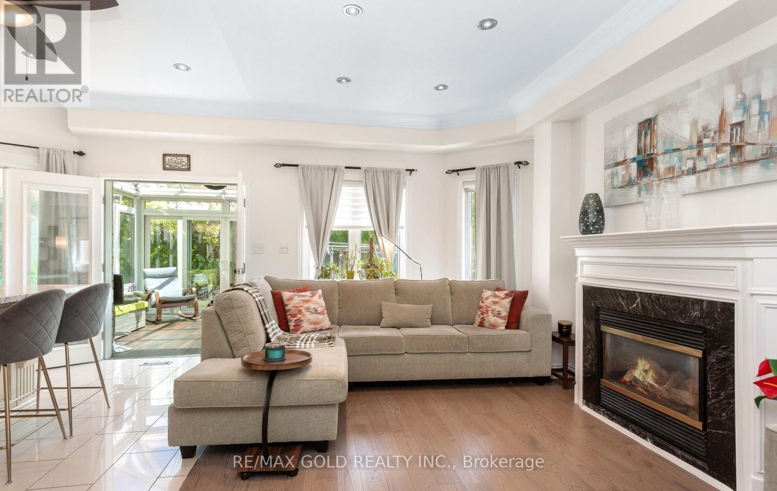 702 Twain Avenue, Mississauga, Ontario  L5W 1K7 - Photo 12 - W13214412