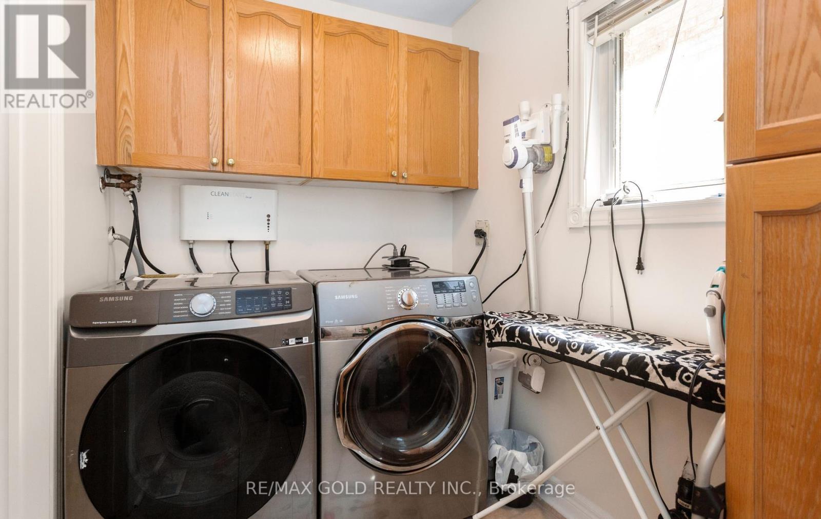 702 Twain Avenue, Mississauga, Ontario  L5W 1K7 - Photo 22 - W13214412
