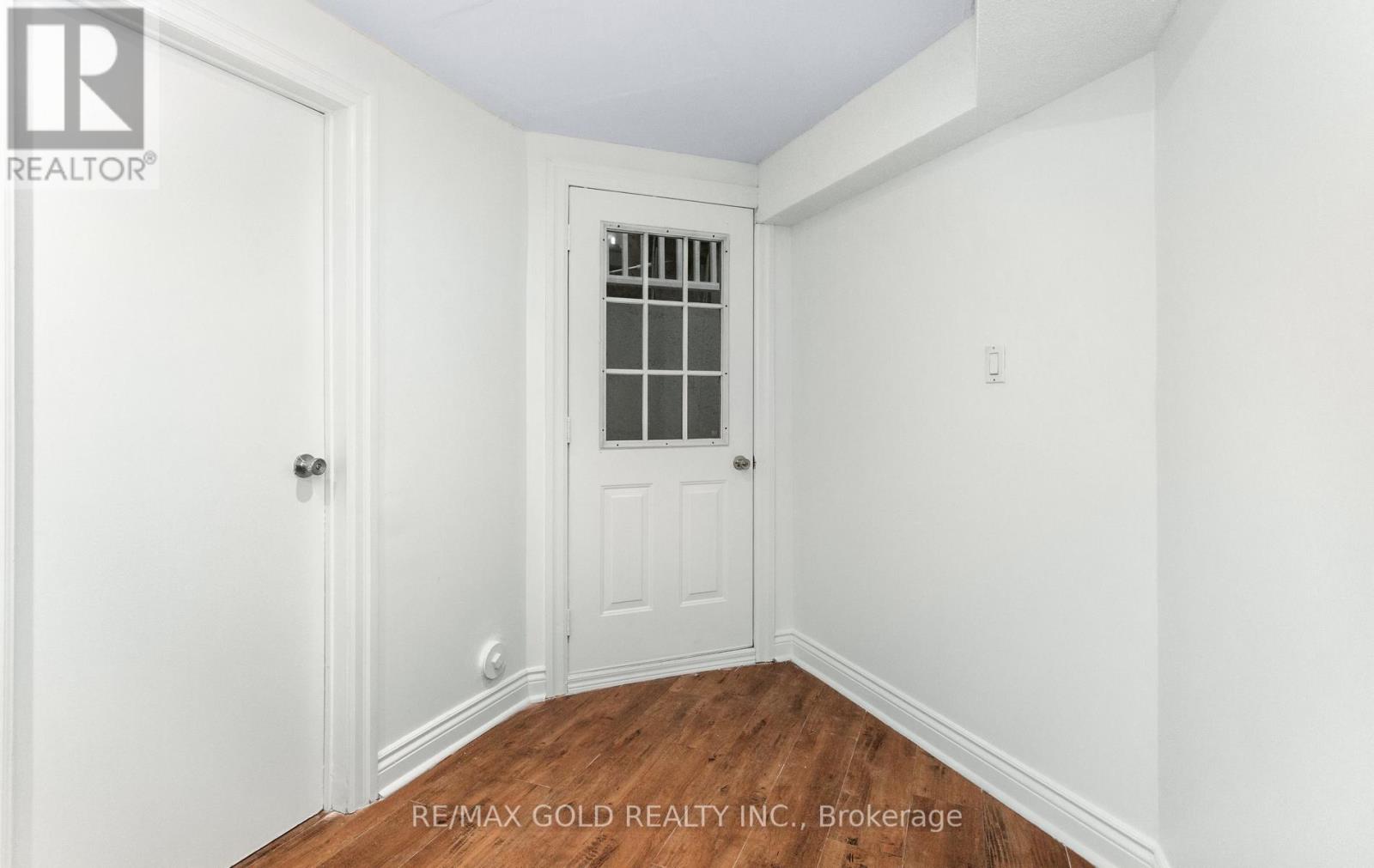 702 Twain Avenue, Mississauga, Ontario  L5W 1K7 - Photo 43 - W13214412