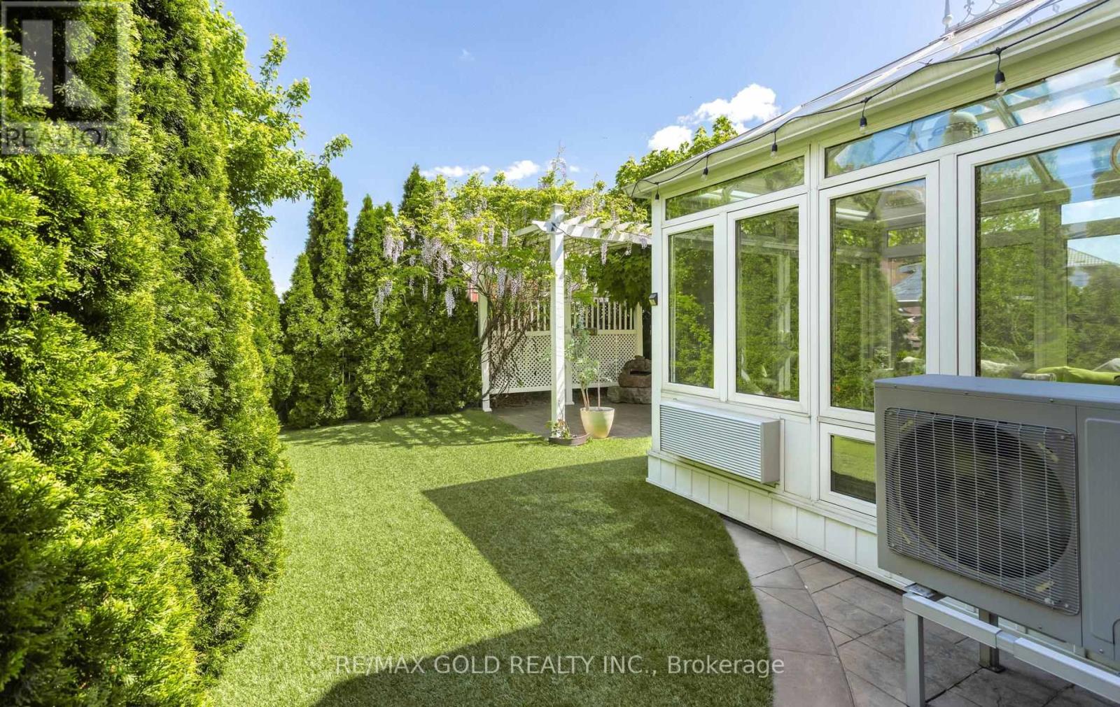 702 Twain Avenue, Mississauga, Ontario  L5W 1K7 - Photo 48 - W13214412