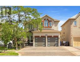 702 TWAIN AVENUE, Mississauga, Ontario