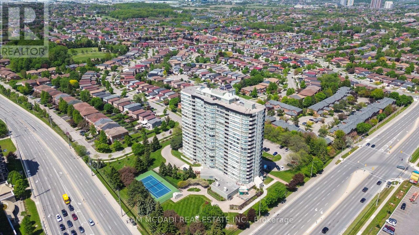 1109 - 700 CONSTELLATION DRIVE, Mississauga, Ontario