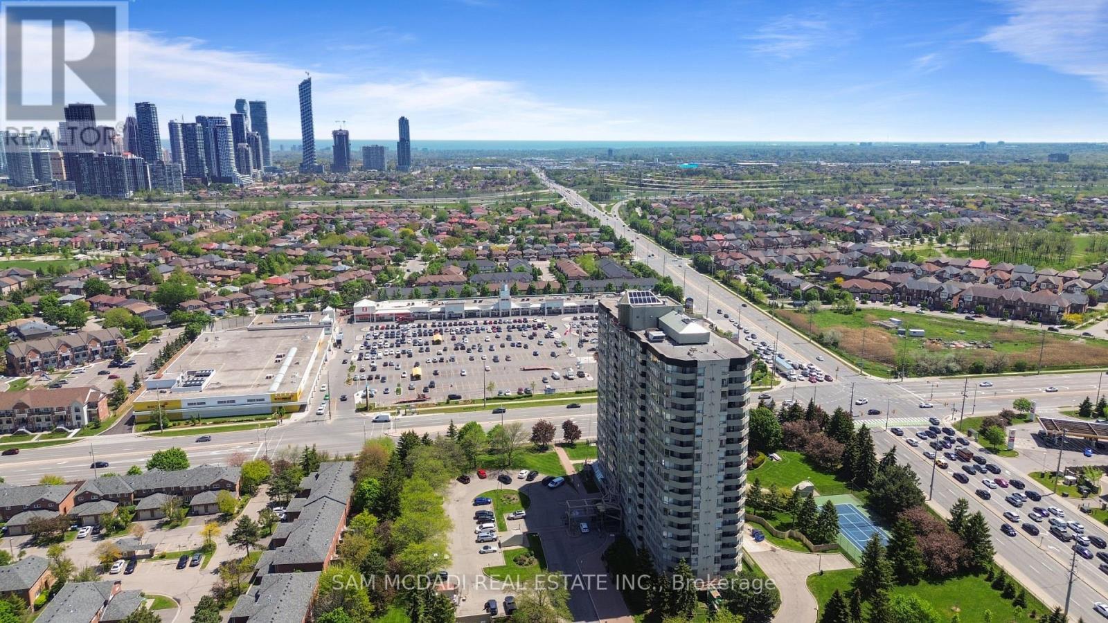 1109 - 700 Constellation Drive, Mississauga, Ontario  L5R 3G8 - Photo 2 - W13214452