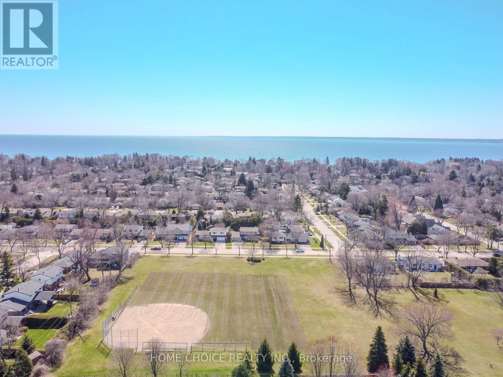 310 Tuck Drive S, Burlington, Ontario  L7L 2R1 - Photo 3 - W13214456