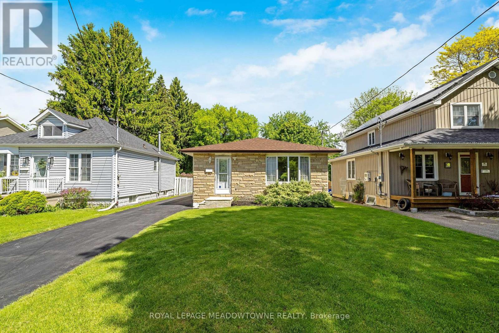 101 King Street, Halton Hills, Ontario  L7G 2G8 - Photo 2 - W13214508