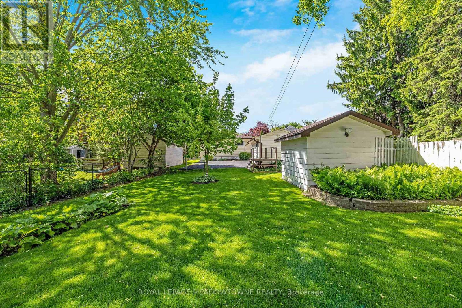 101 King Street, Halton Hills, Ontario  L7G 2G8 - Photo 33 - W13214508