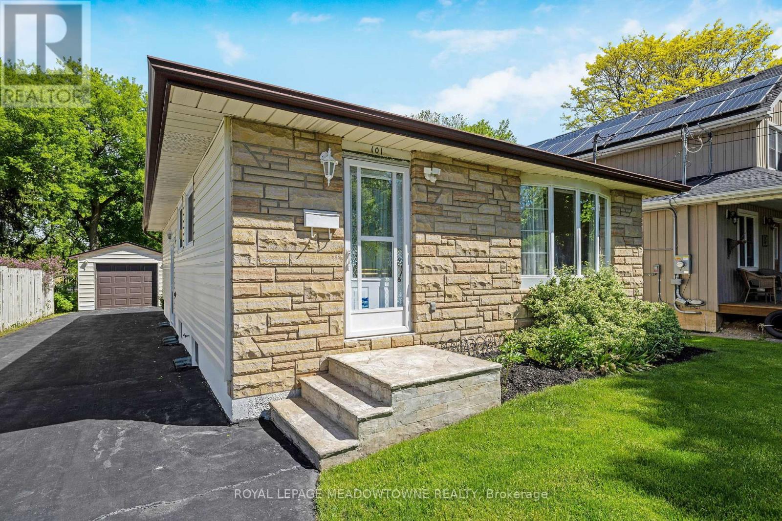 101 King Street, Halton Hills, Ontario  L7G 2G8 - Photo 4 - W13214508