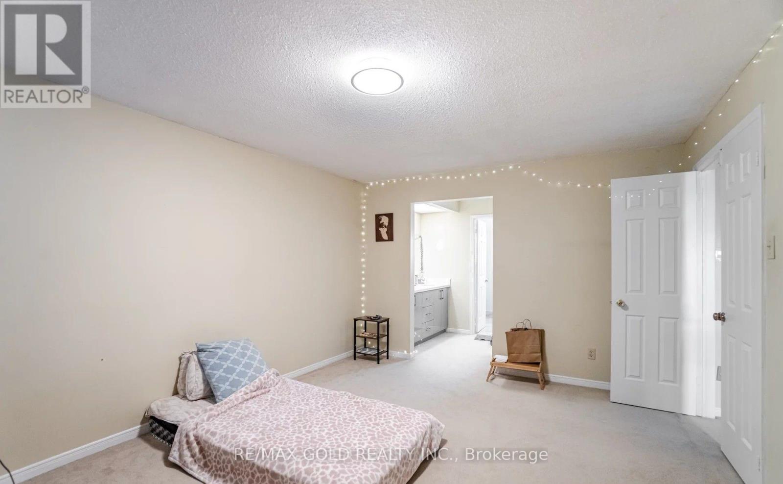 21 Nottingham Crescent, Brampton, Ontario  L6S 4G3 - Photo 15 - W13214534