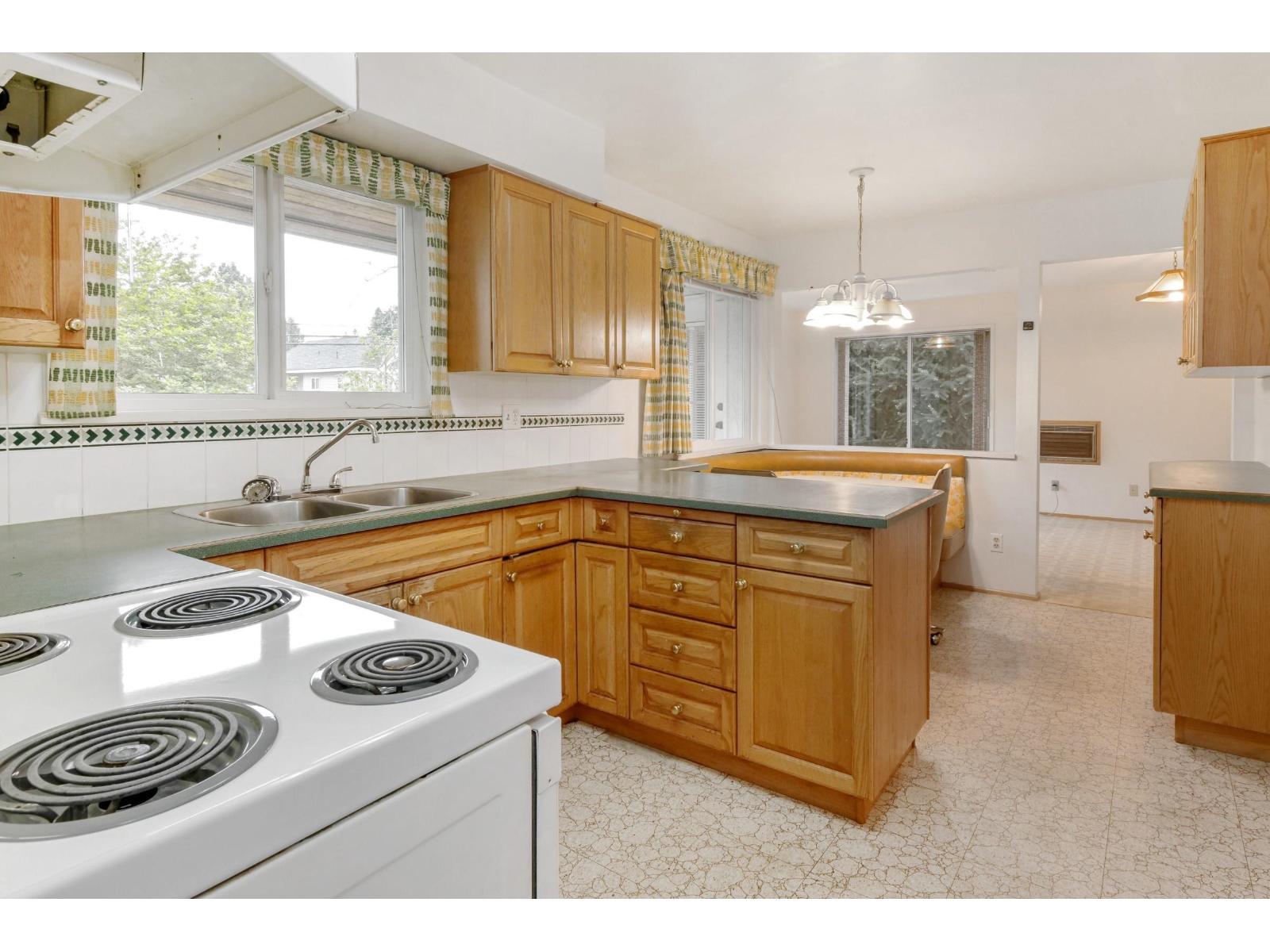 11755 84 Avenue, Delta, British Columbia  V4C 2M4 - Photo 8 - R3129589