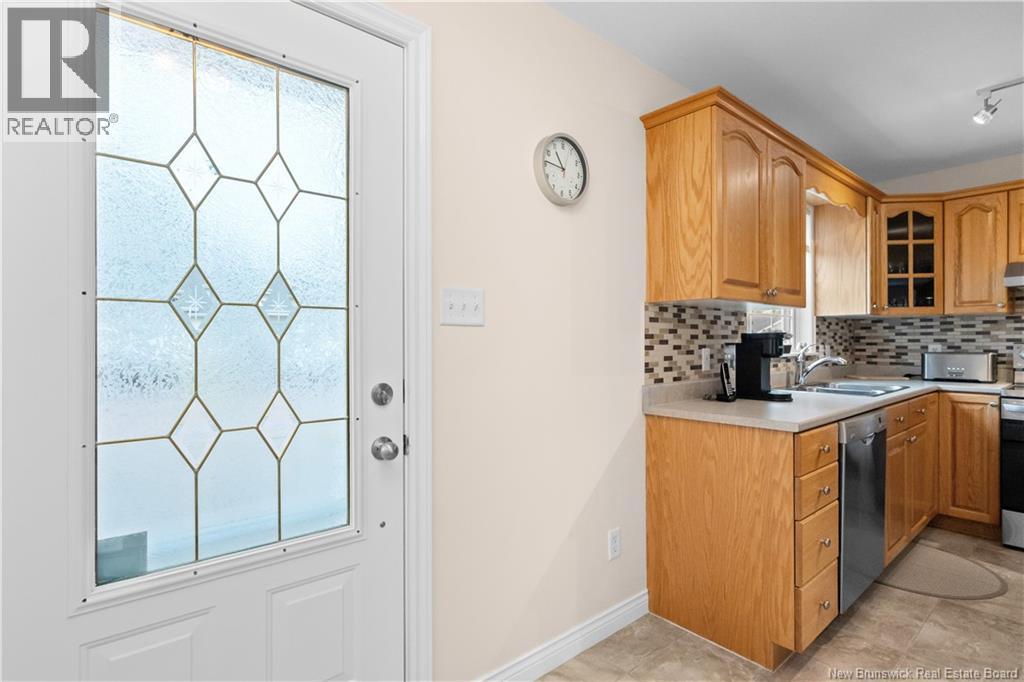 48 Firmin Crescent, Dieppe, New Brunswick  E1A 7T1 - Photo 3 - NB140542