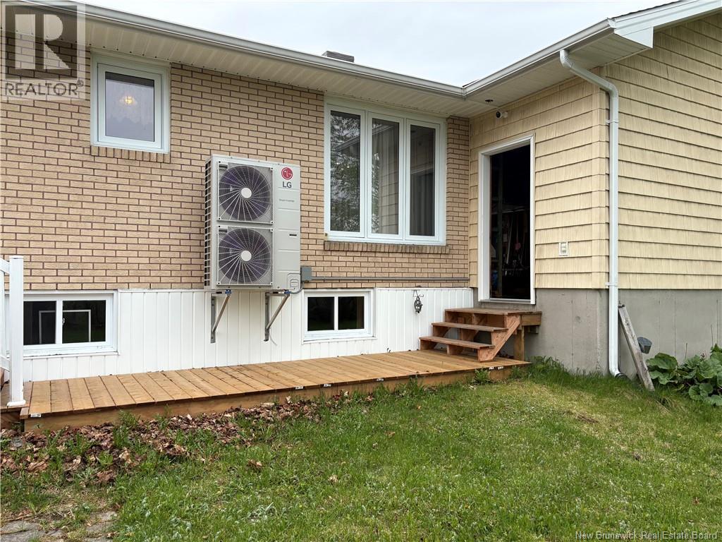 701 Chaleur Street, Charlo, New Brunswick  E8E 2C9 - Photo 8 - NB140540