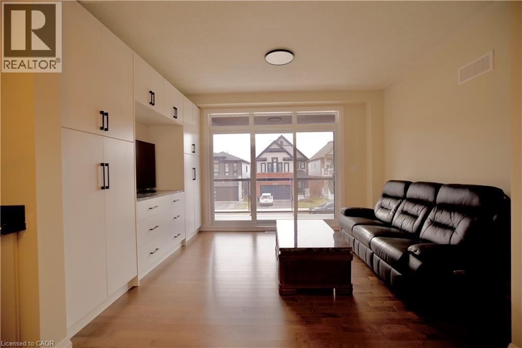 559 Balsam Poplar Street, Waterloo, Ontario  N2V 0H8 - Photo 7 - 40833683
