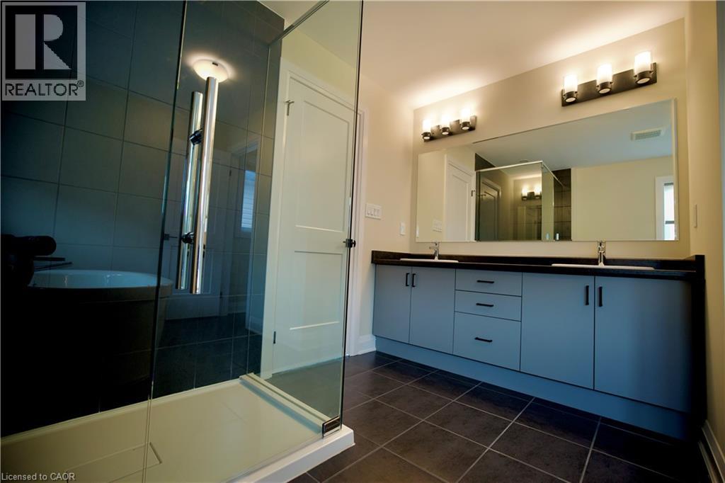 559 Balsam Poplar Street, Waterloo, Ontario  N2V 0H8 - Photo 17 - 40833683