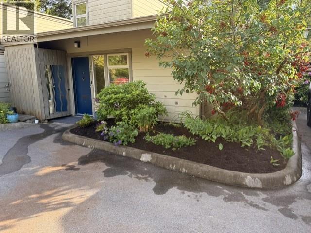 7361 Liard Place, Vancouver, British Columbia  V5S 4A3 - Photo 4 - R3116003