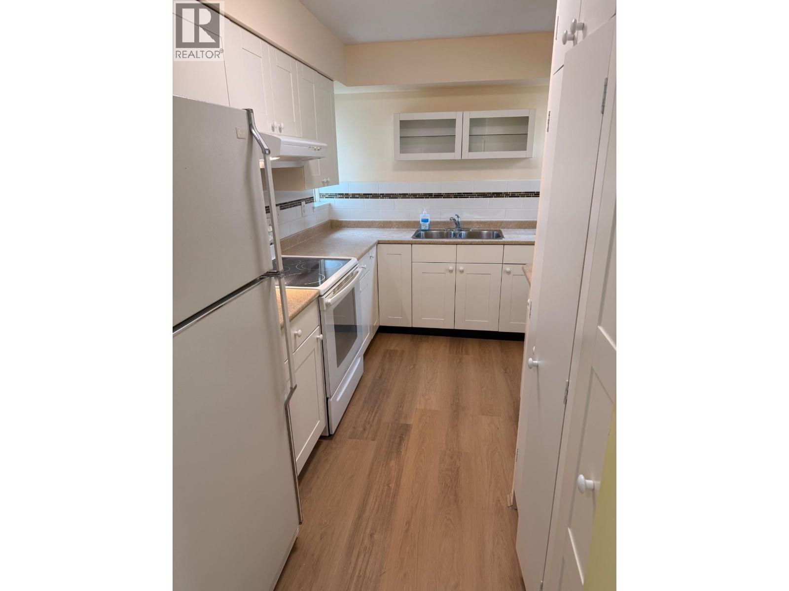 7361 Liard Place, Vancouver, British Columbia  V5S 4A3 - Photo 8 - R3116003