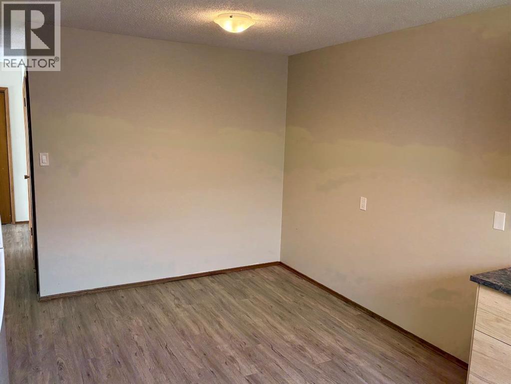 4828 Varsity Drive Nw, Calgary, Alberta  T3A 1A3 - Photo 9 - A2310800