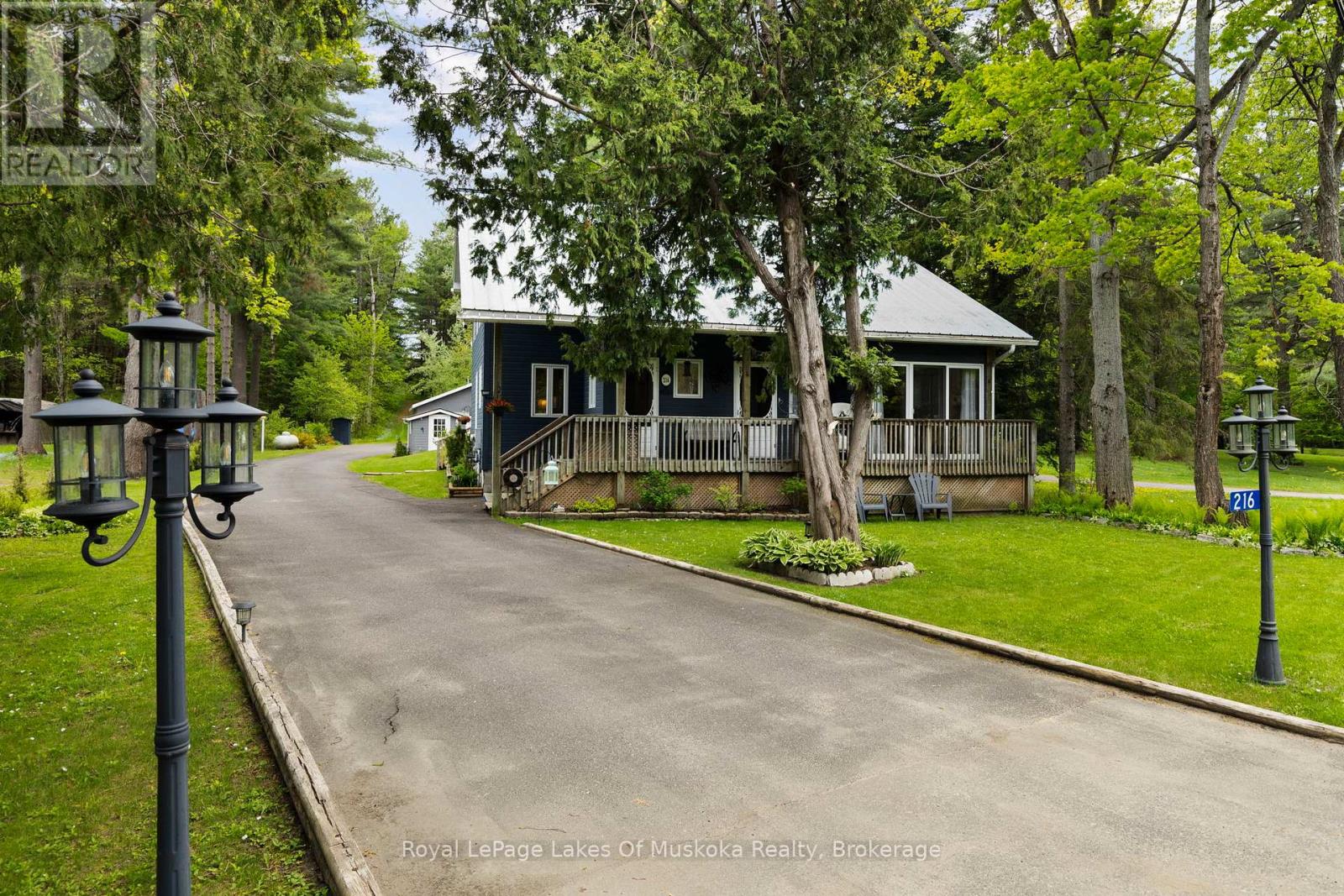 216 Beaumont Road, Bracebridge, Ontario  P1L 1X2 - Photo 2 - X13214154