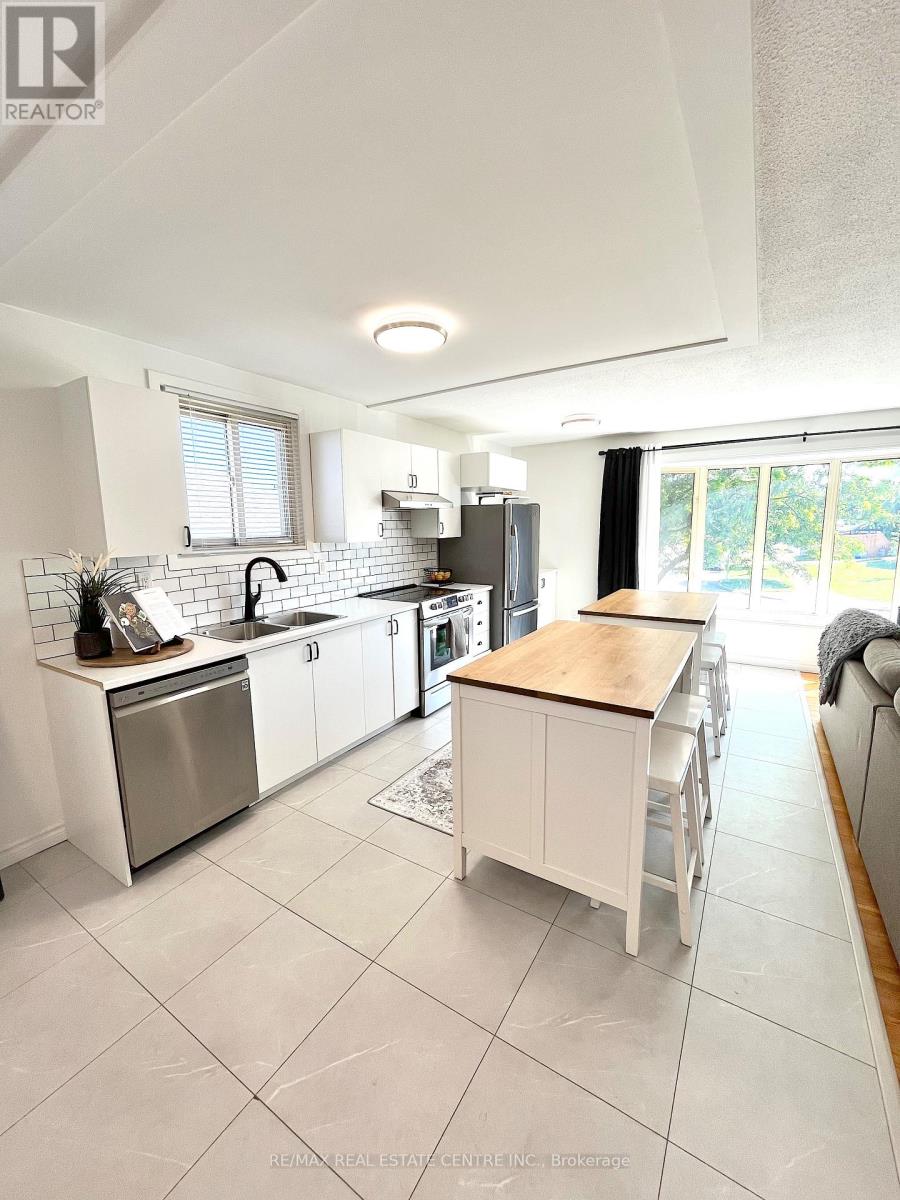 Upper - 87 Locheed Drive, Hamilton, Ontario  L8T 4L5 - Photo 22 - X13214464