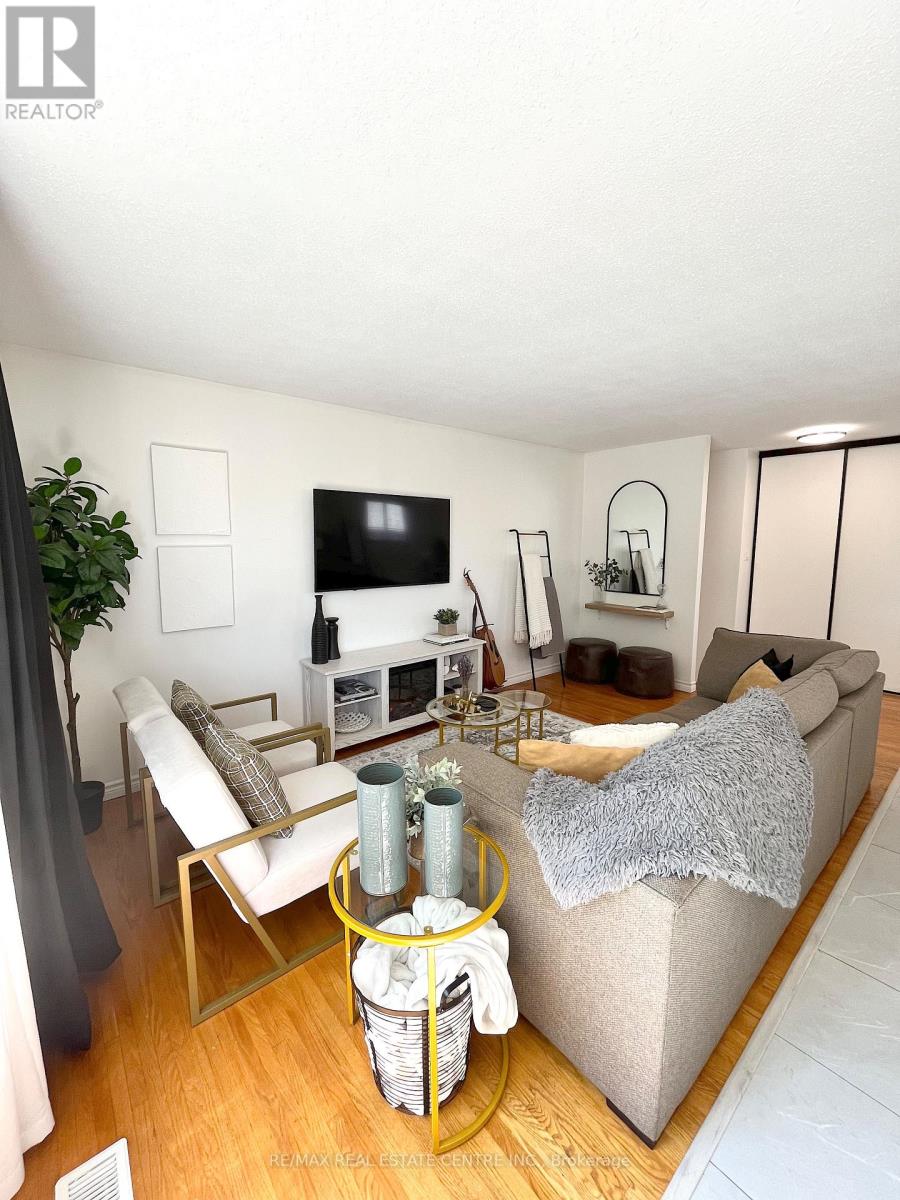 Upper - 87 Locheed Drive, Hamilton, Ontario  L8T 4L5 - Photo 31 - X13214464