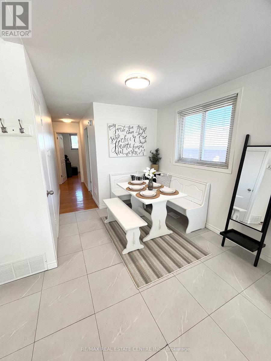 Upper - 87 Locheed Drive, Hamilton, Ontario  L8T 4L5 - Photo 4 - X13214464