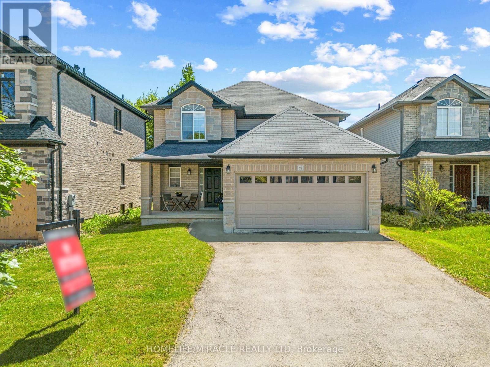 21 Davinci Boulevard, Hamilton, Ontario  L9B 0C5 - Photo 2 - X13214468
