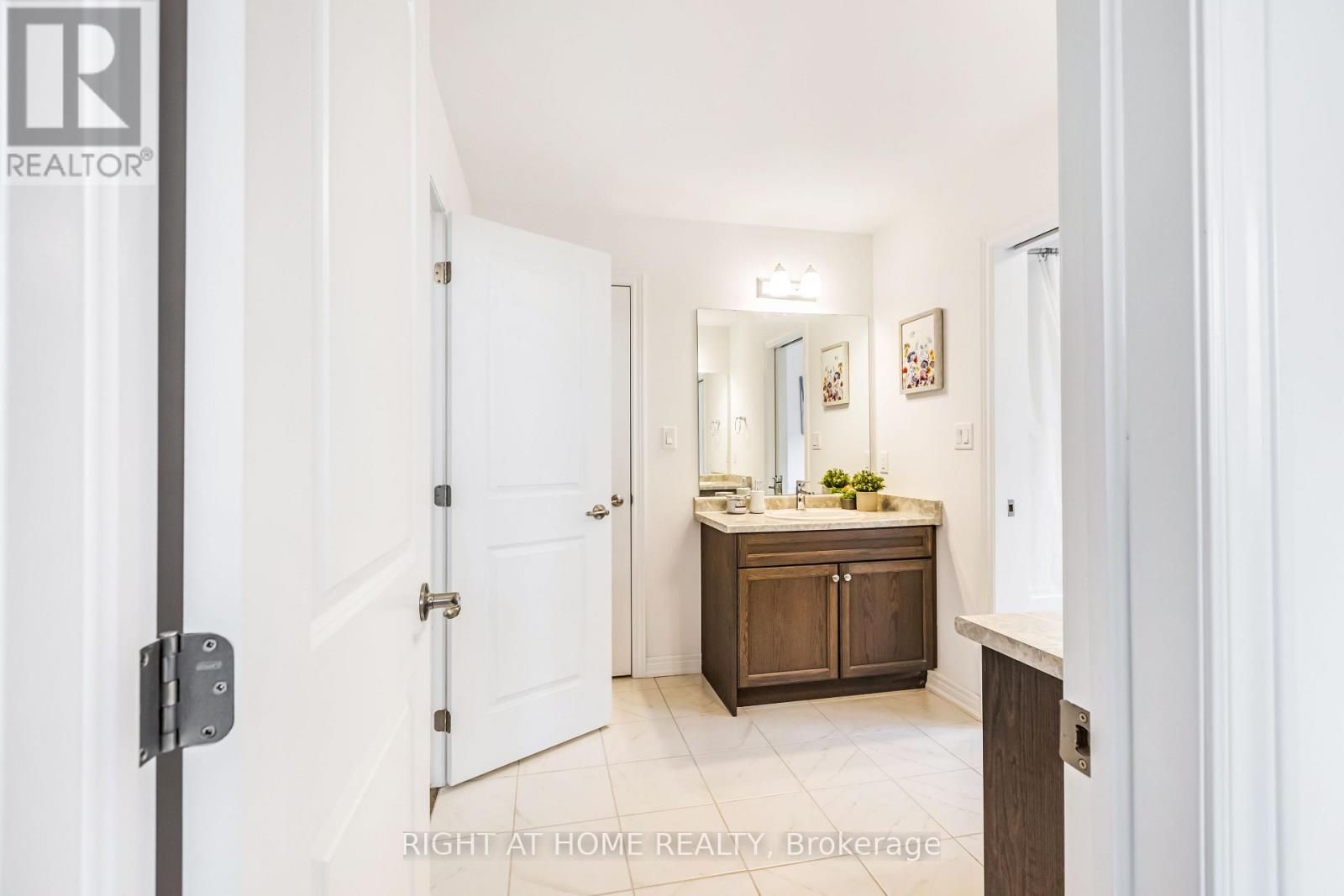 330 Gillespie Drive, Brantford, Ontario  N3T 0X1 - Photo 39 - X13214506
