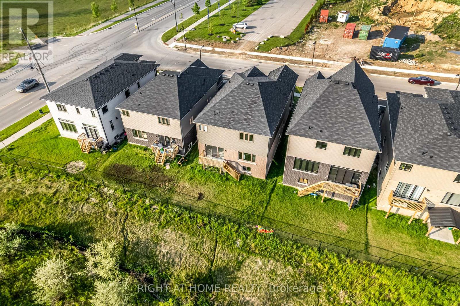 330 Gillespie Drive, Brantford, Ontario  N3T 0X1 - Photo 48 - X13214506