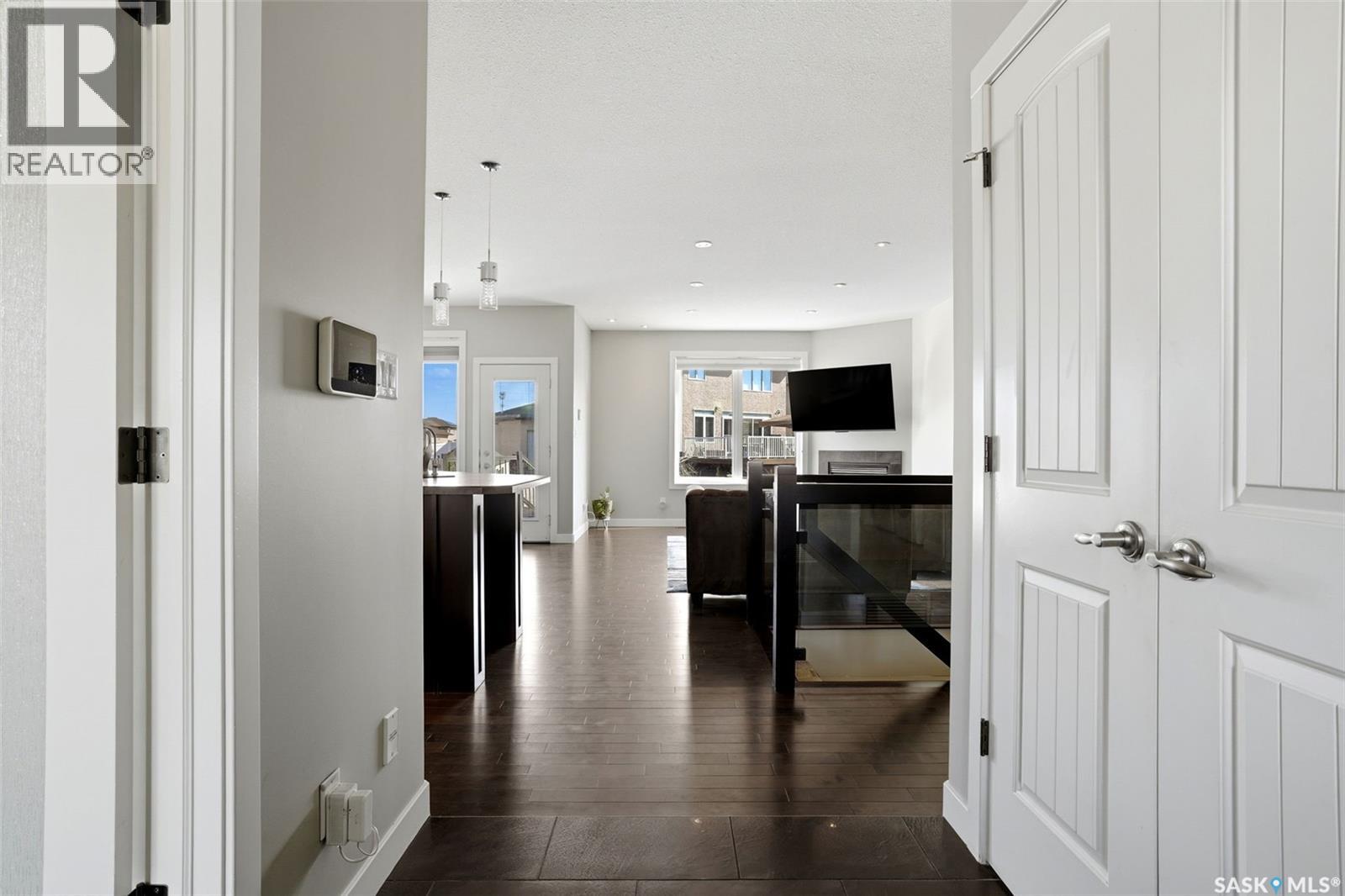4113 Green Willow Terrace E, Regina, Saskatchewan  S4V 1M3 - Photo 4 - SK037599