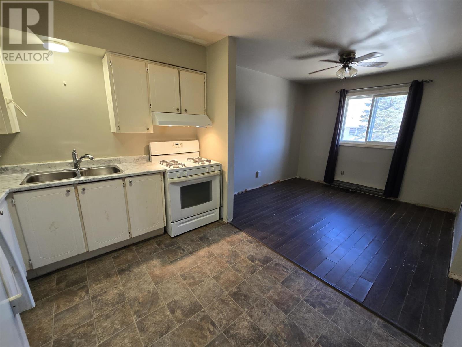 55 Tokyo Cres, Elliot Lake, Ontario  P5A 2S1 - Photo 6 - SM260912