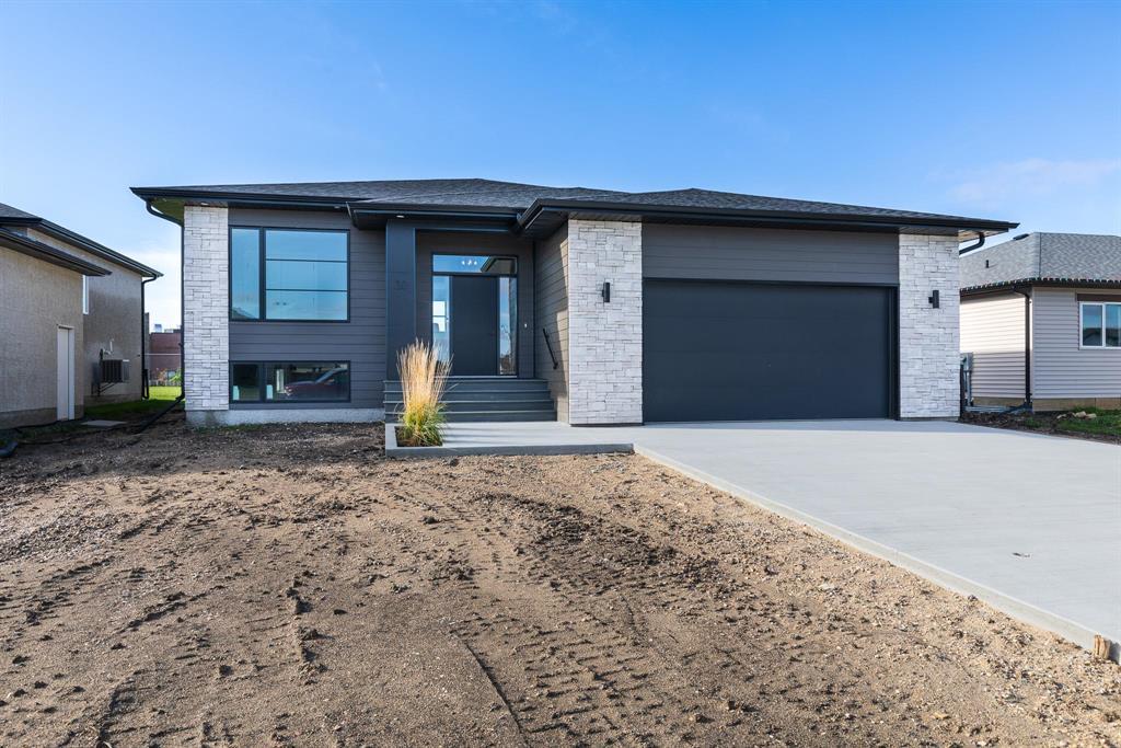 30 Caribou Bay, Steinbach, Manitoba