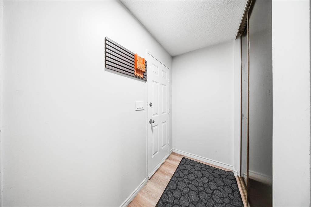 166 Kinver Avenue, Winnipeg, Manitoba  R2R 1H1 - Photo 2 - 202611516