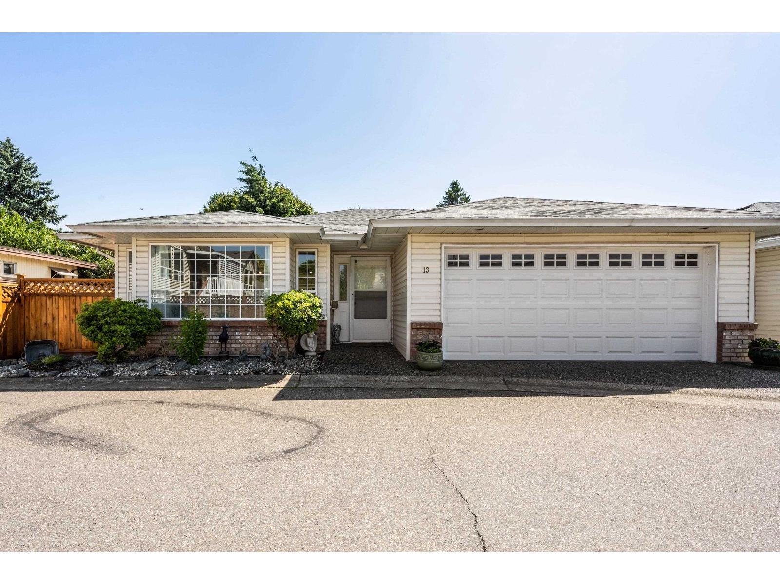 6 9420 Woodbine Street, Chilliwack Proper East, Chilliwack, British Columbia  V2P 5S4 - Photo 2 - R3112713