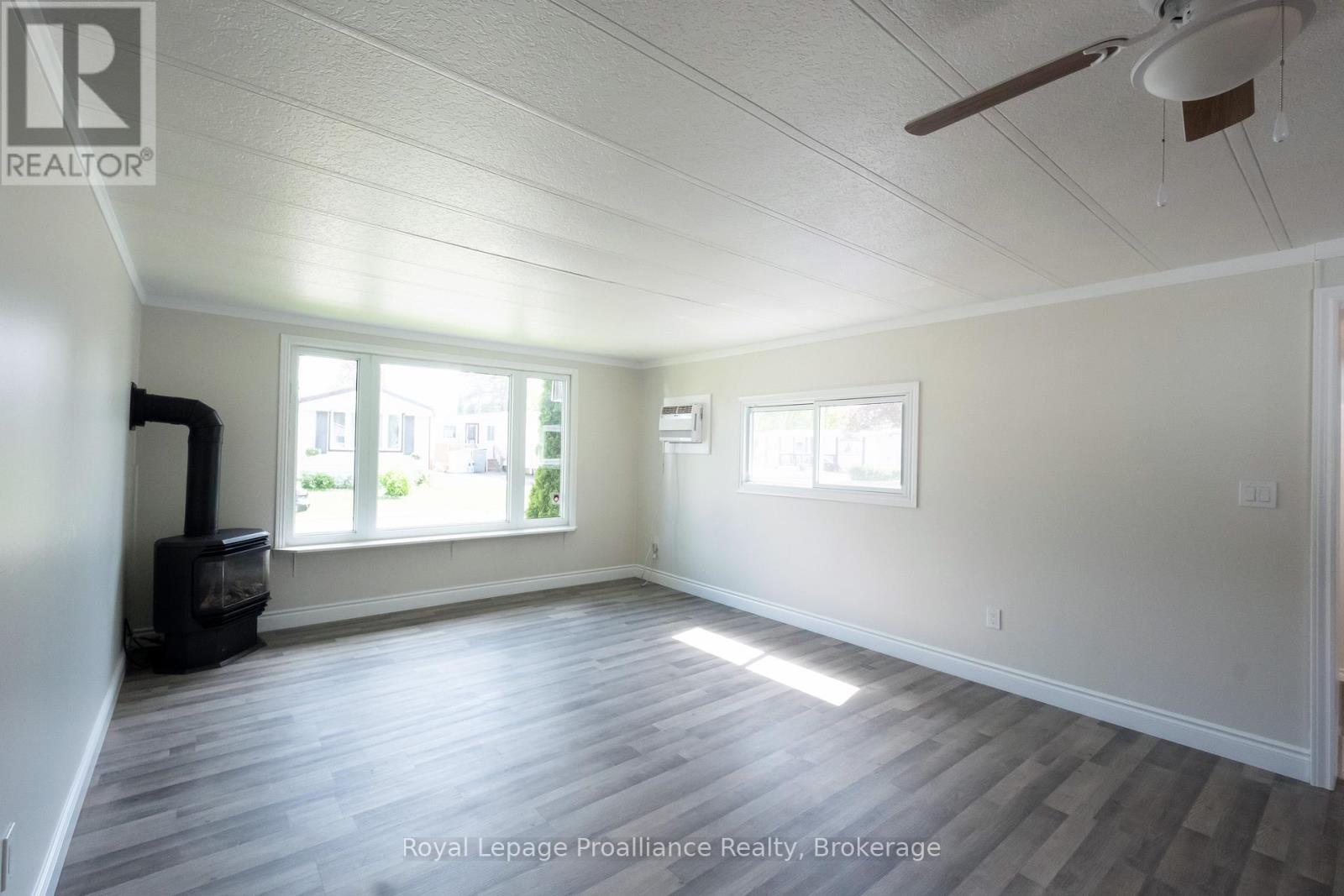 18 Finch Lane, Quinte West, Ontario  K8N 4Z3 - Photo 10 - X13214796